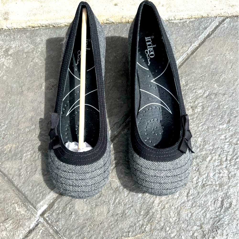 Indigo by Clark’s Samba shoes